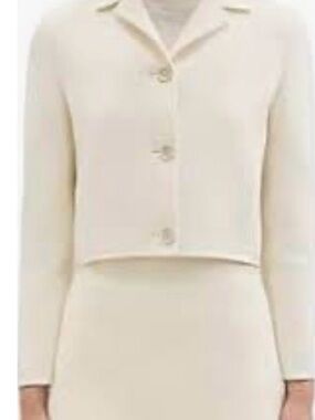 Theory Cropped Button Blazer in Cream